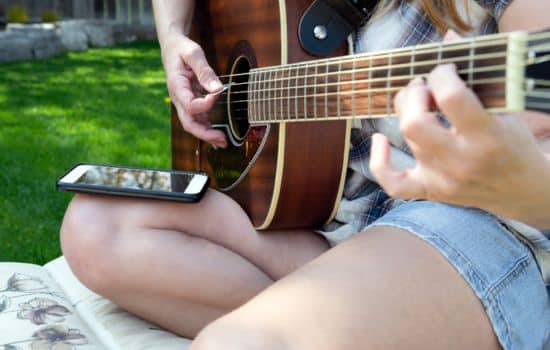 Aplicaciones para Aprender Tocar la guitarra