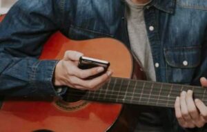 Aplicaciones para Aprender a Tocar la Guitarra