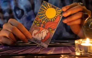Descubre tu Futuro con Aplicaciones de Tarot