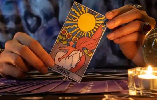 Descubre tu Futuro con Aplicaciones de Tarot