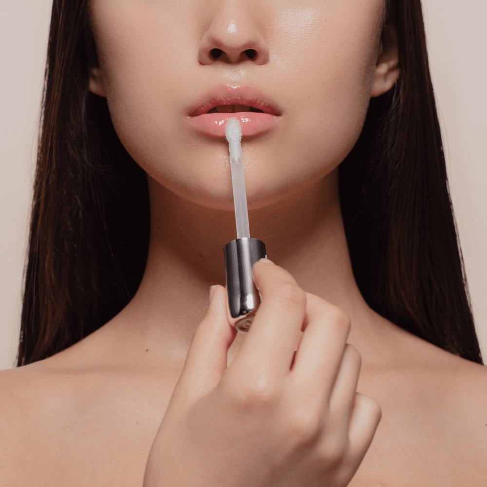 Revoluciona tu belleza con YouCam Makeup!